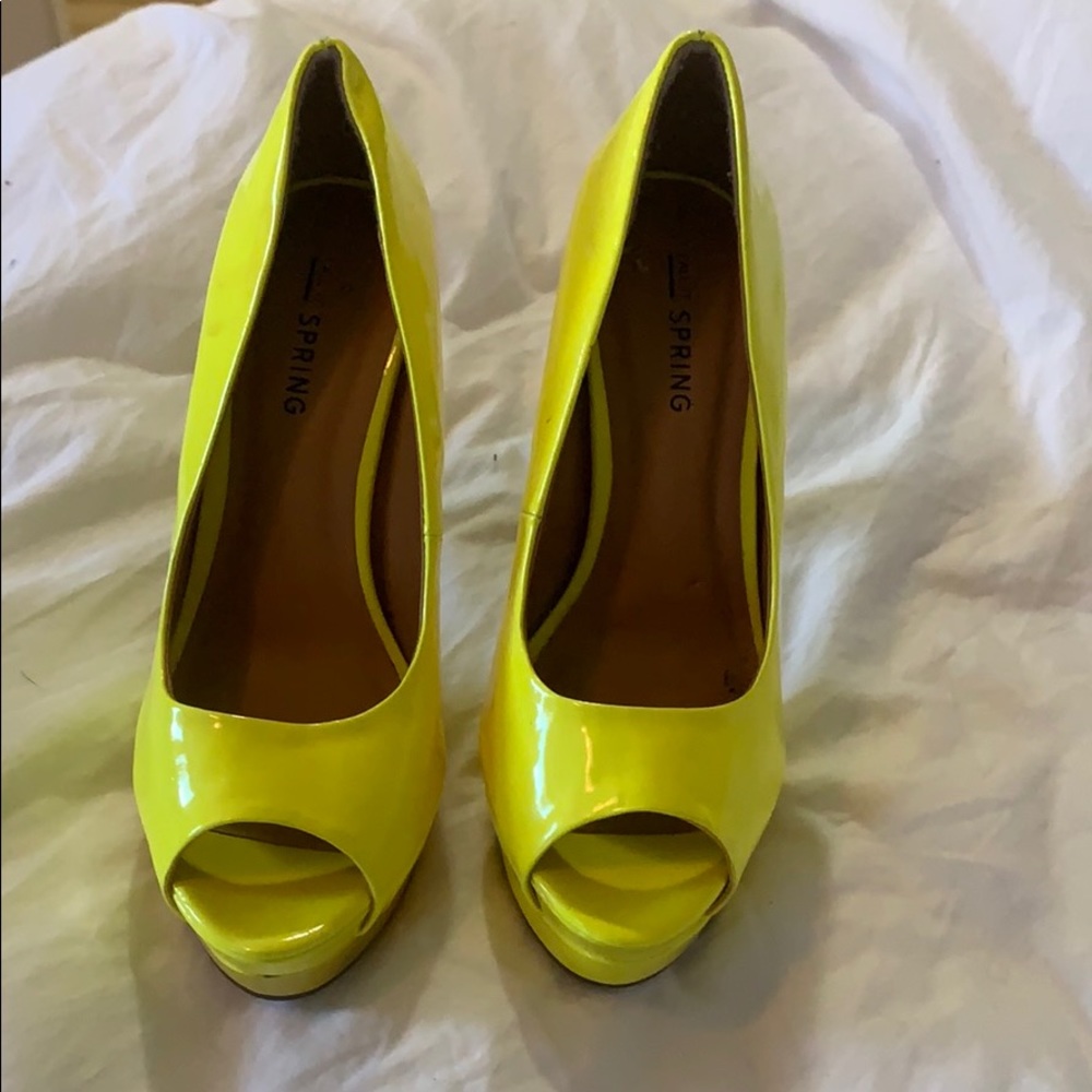 Open toe highlighter yellow heels